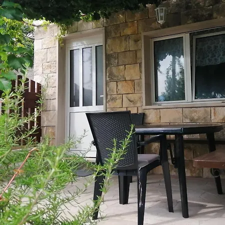 Astra Apartment Sumartin